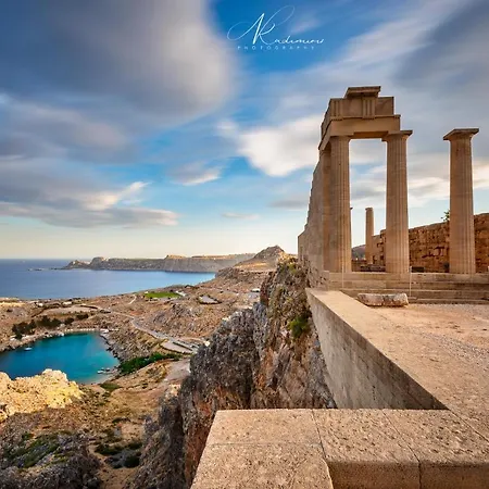 Aparthotel Celestial Lindos Suites 3*