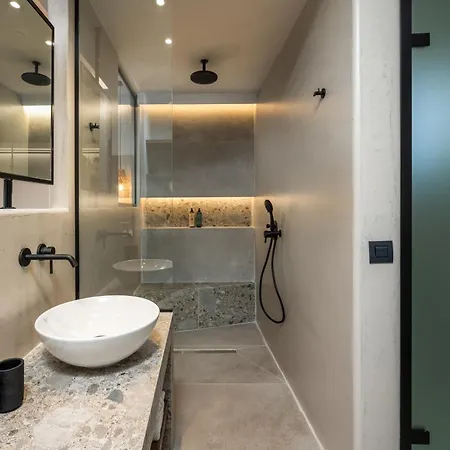 Aparthotel Celestial Lindos Suites 3*