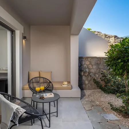 Celestial Lindos Suites 3*