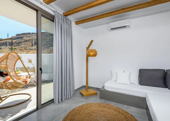 Aparthotel Celestial Lindos Suites 4*