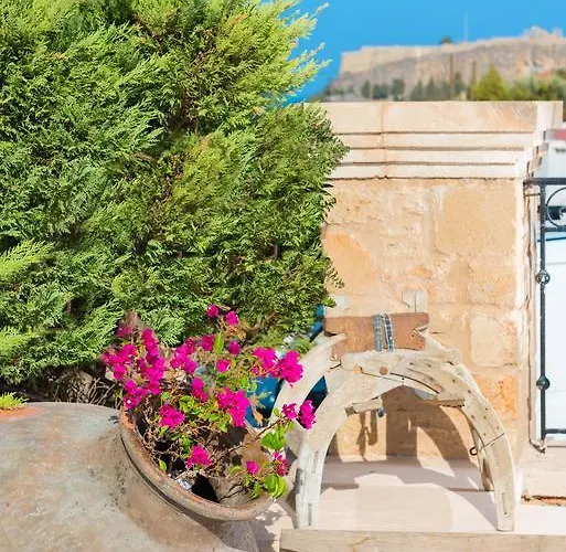 Aparthotel Celestial Lindos Suites 4*